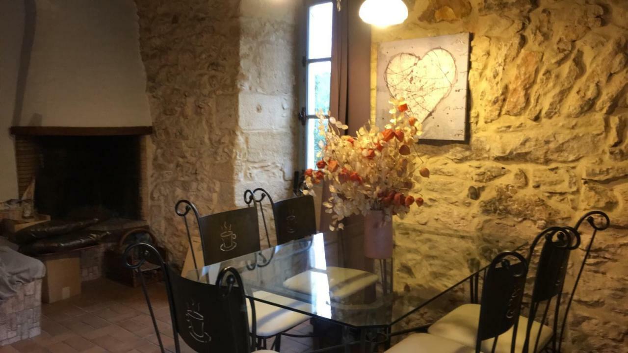 Petite Maison En Perigord Noir Plazac Exterior foto